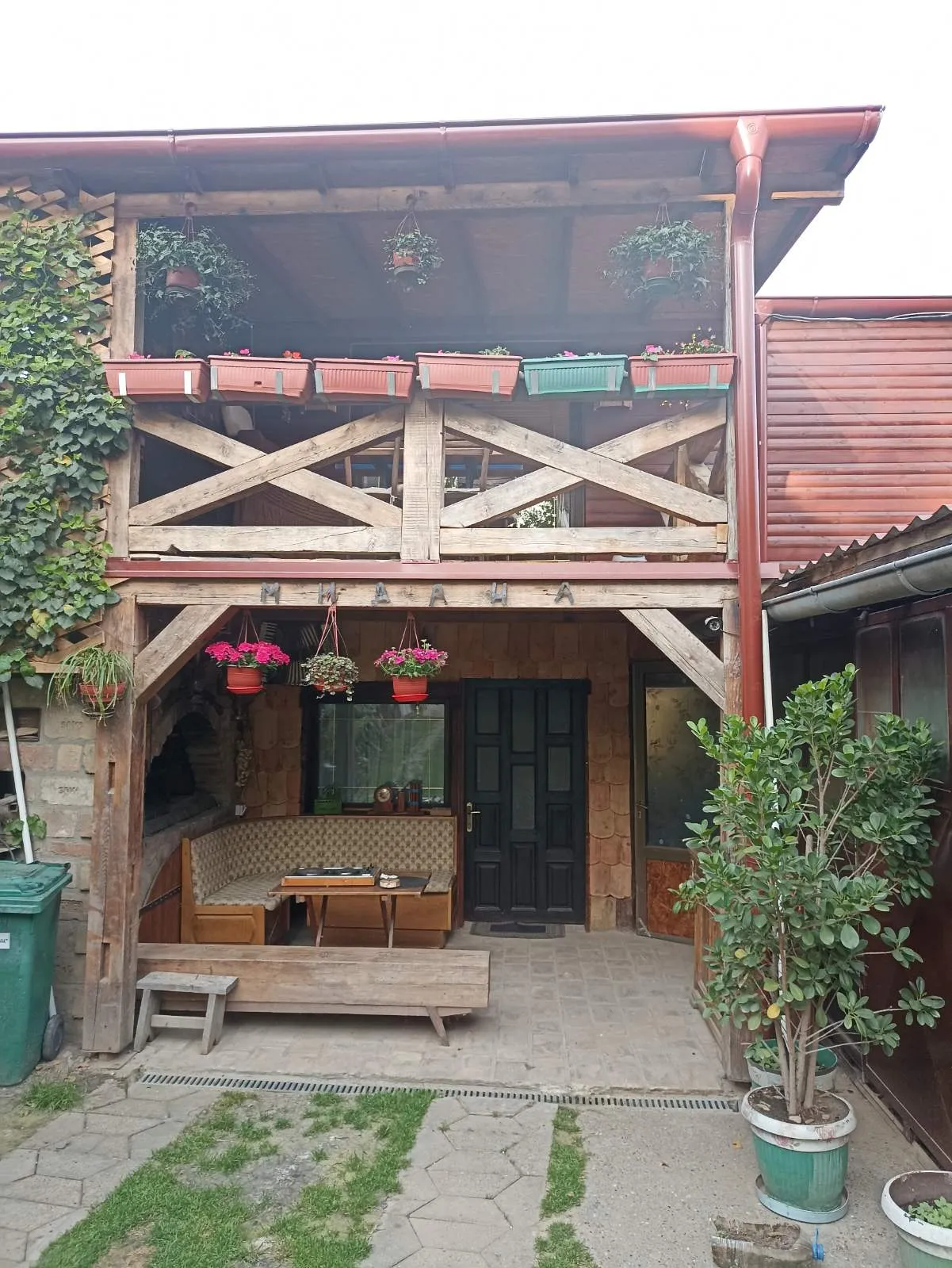 Apartmani Midana