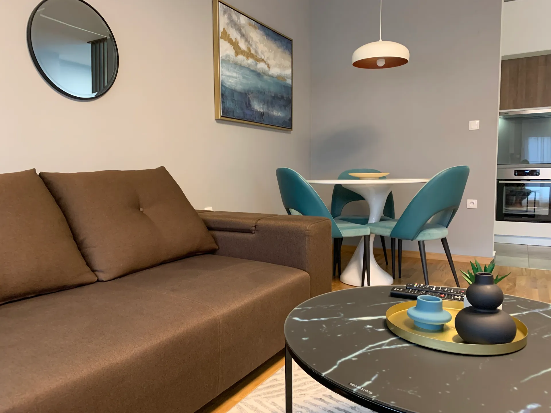 Apartman sa privatnim parkingom