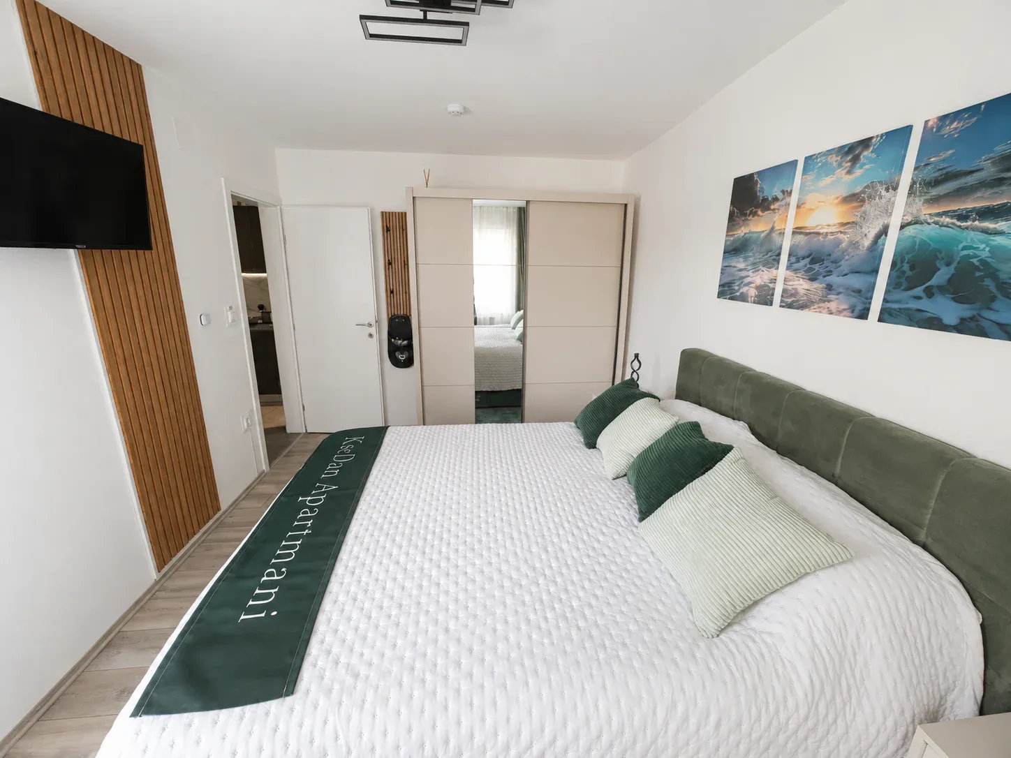 Apartman Srebrno jezero – KseDan SmartStayRide A2