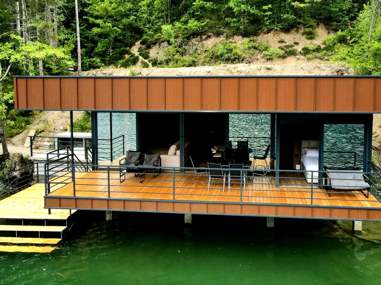 Perućac Lake Residence