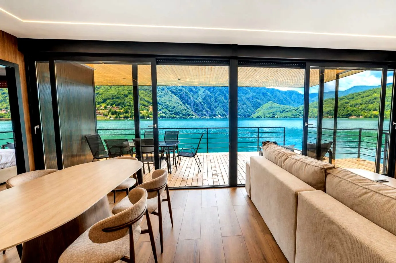 Perućac Lake Residence