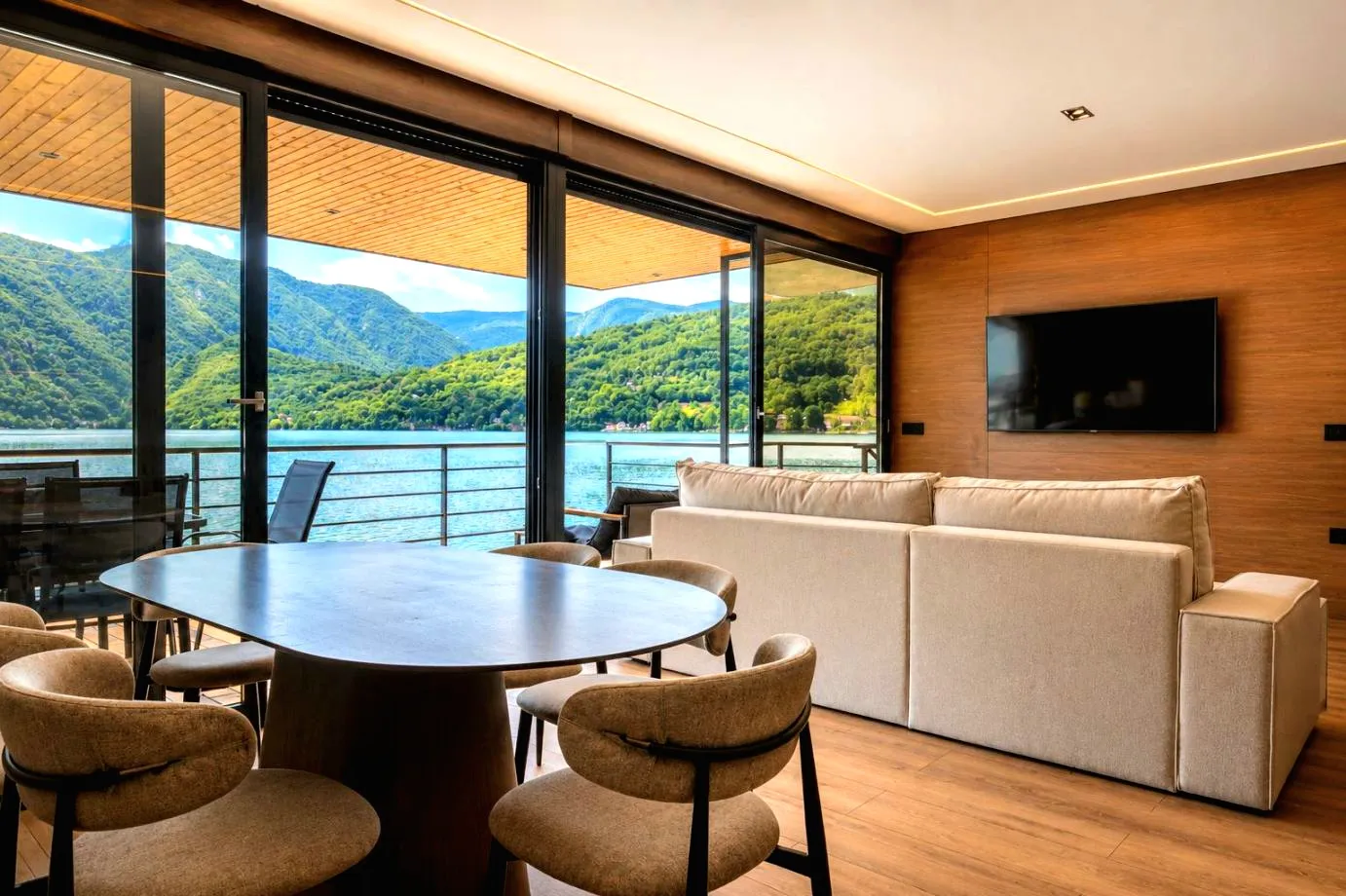 Perućac Lake Residence