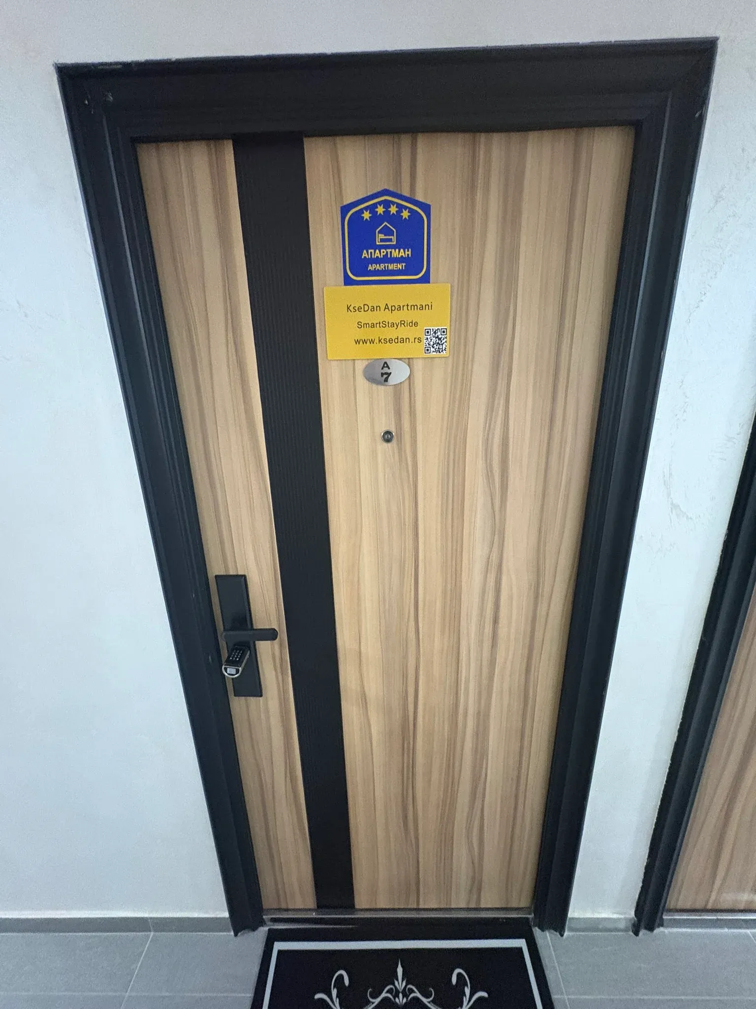 Apartman Srebrno jezero – KseDan SmartStayRide A7
