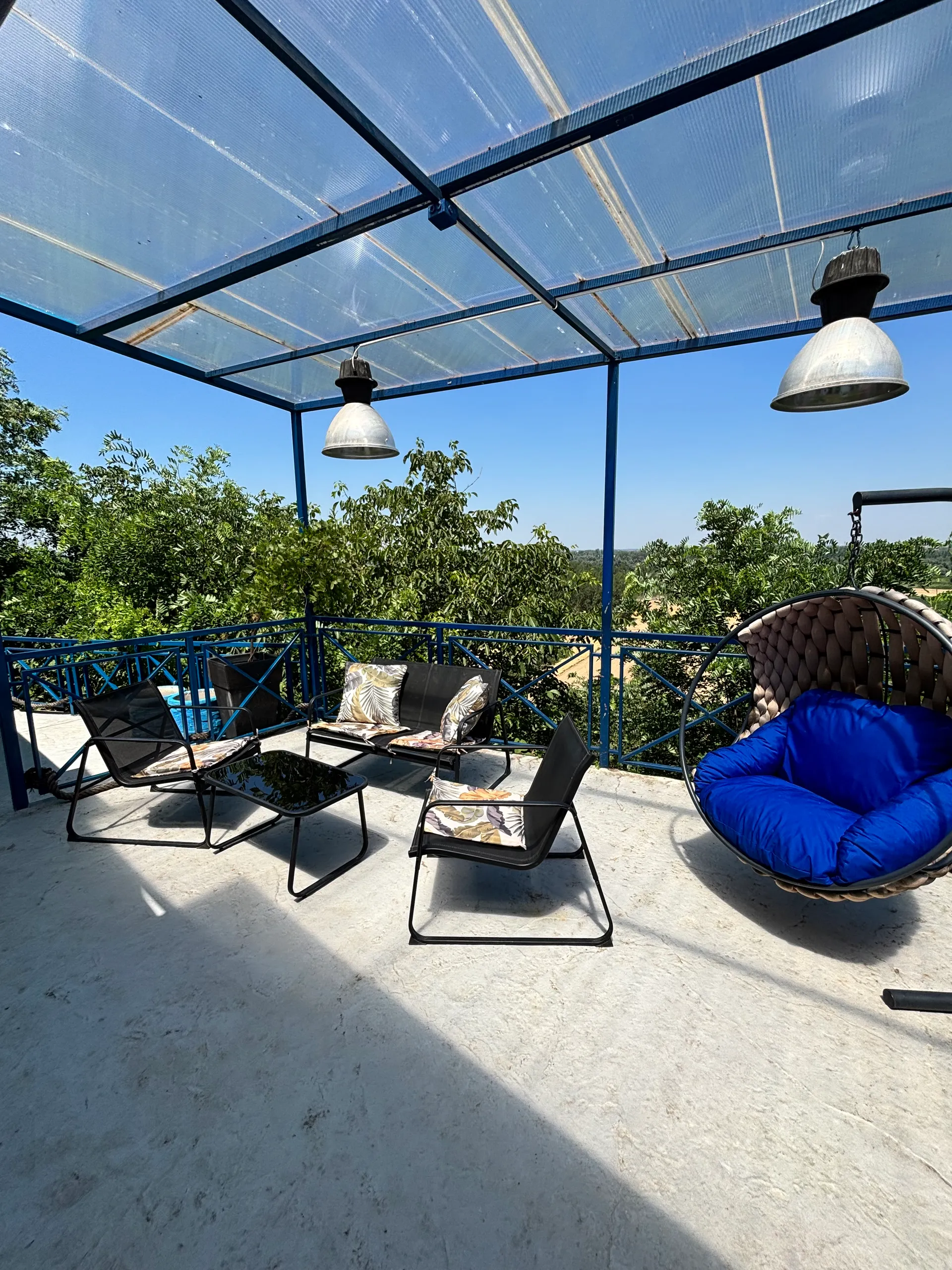 Vila Santorini u Novom Sadu