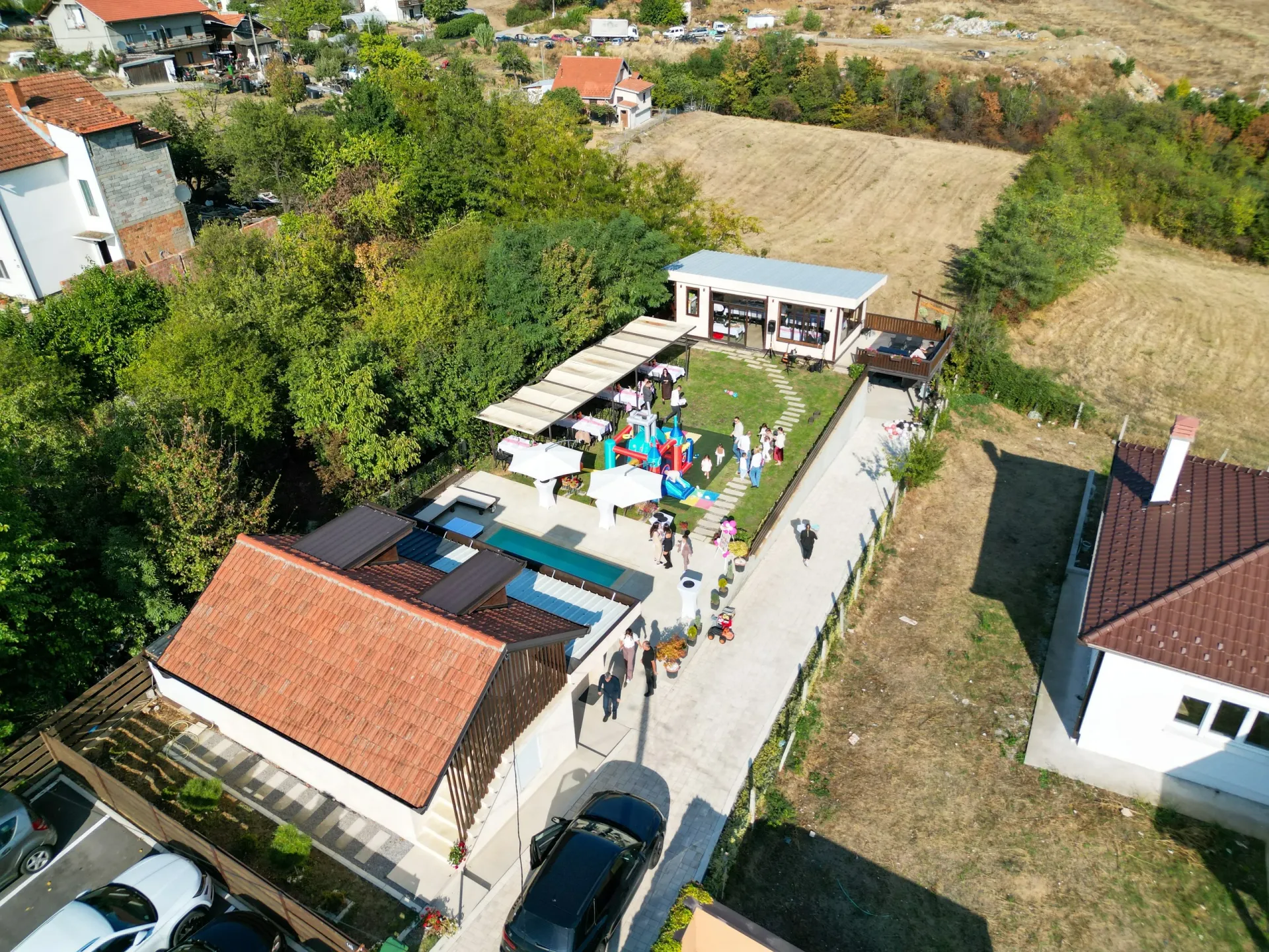 Vino & Vista (vila sa bazenom), Beograd
