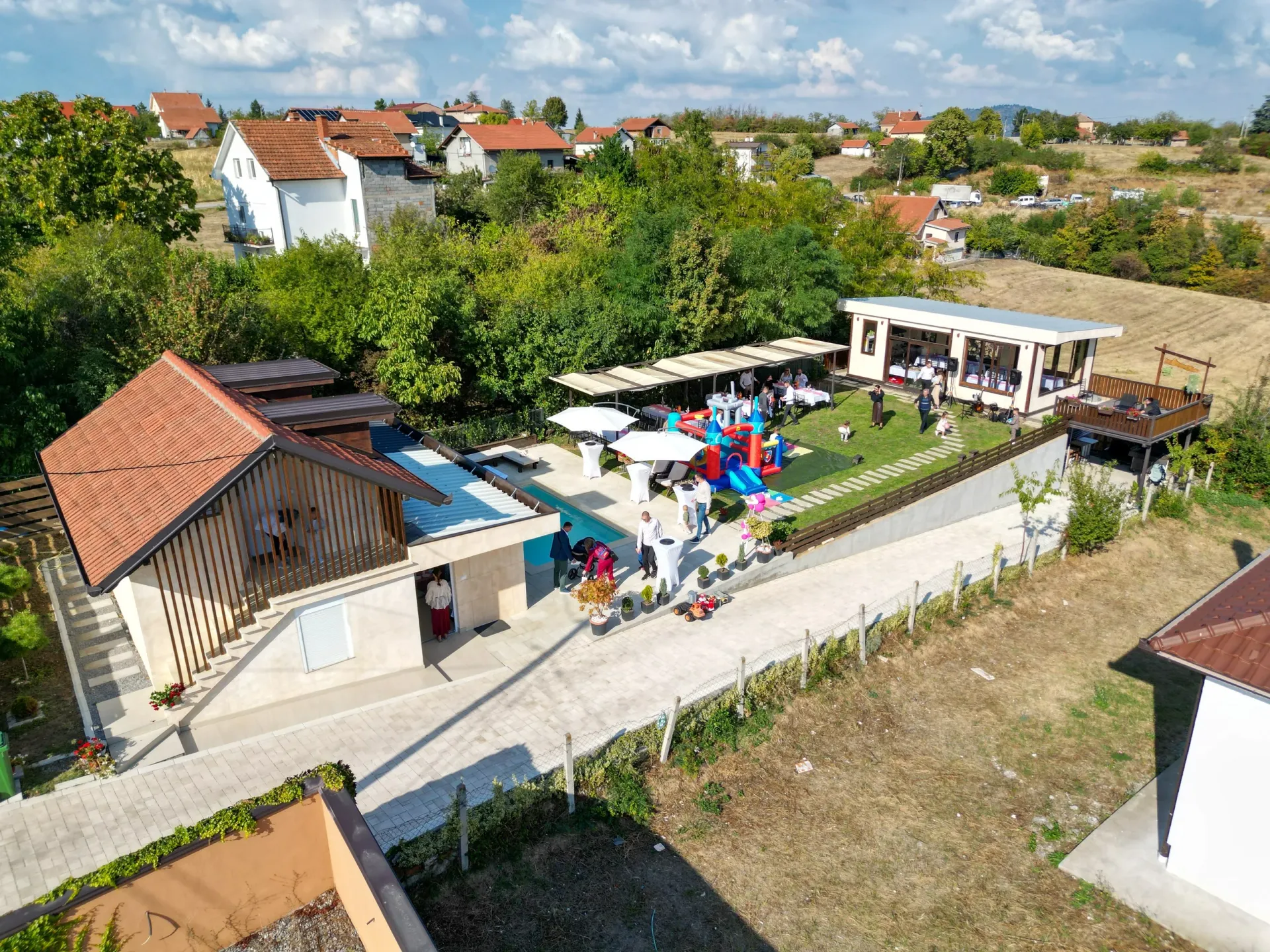 Vino & Vista (vila sa bazenom), Beograd