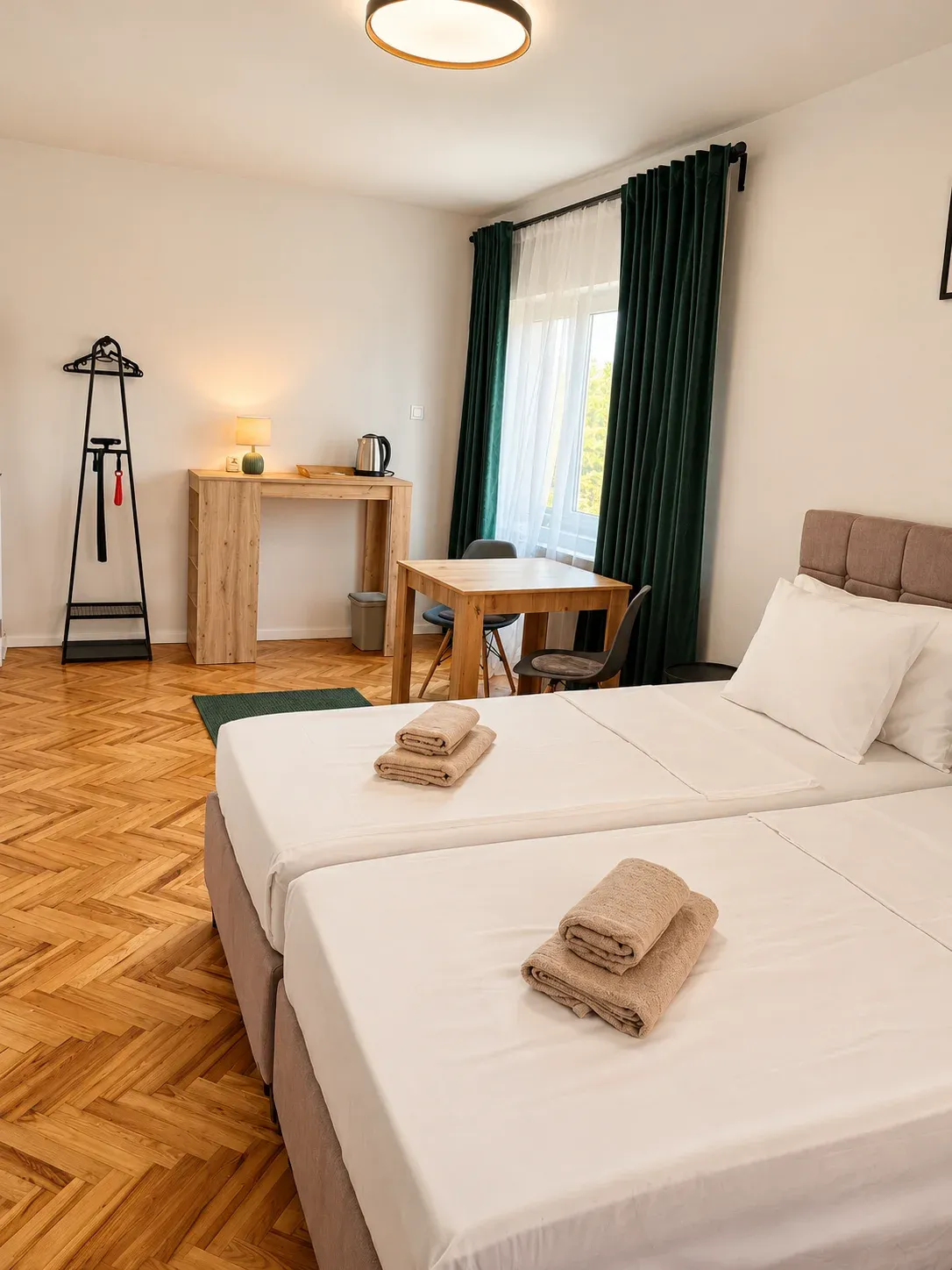 Vista Rooms