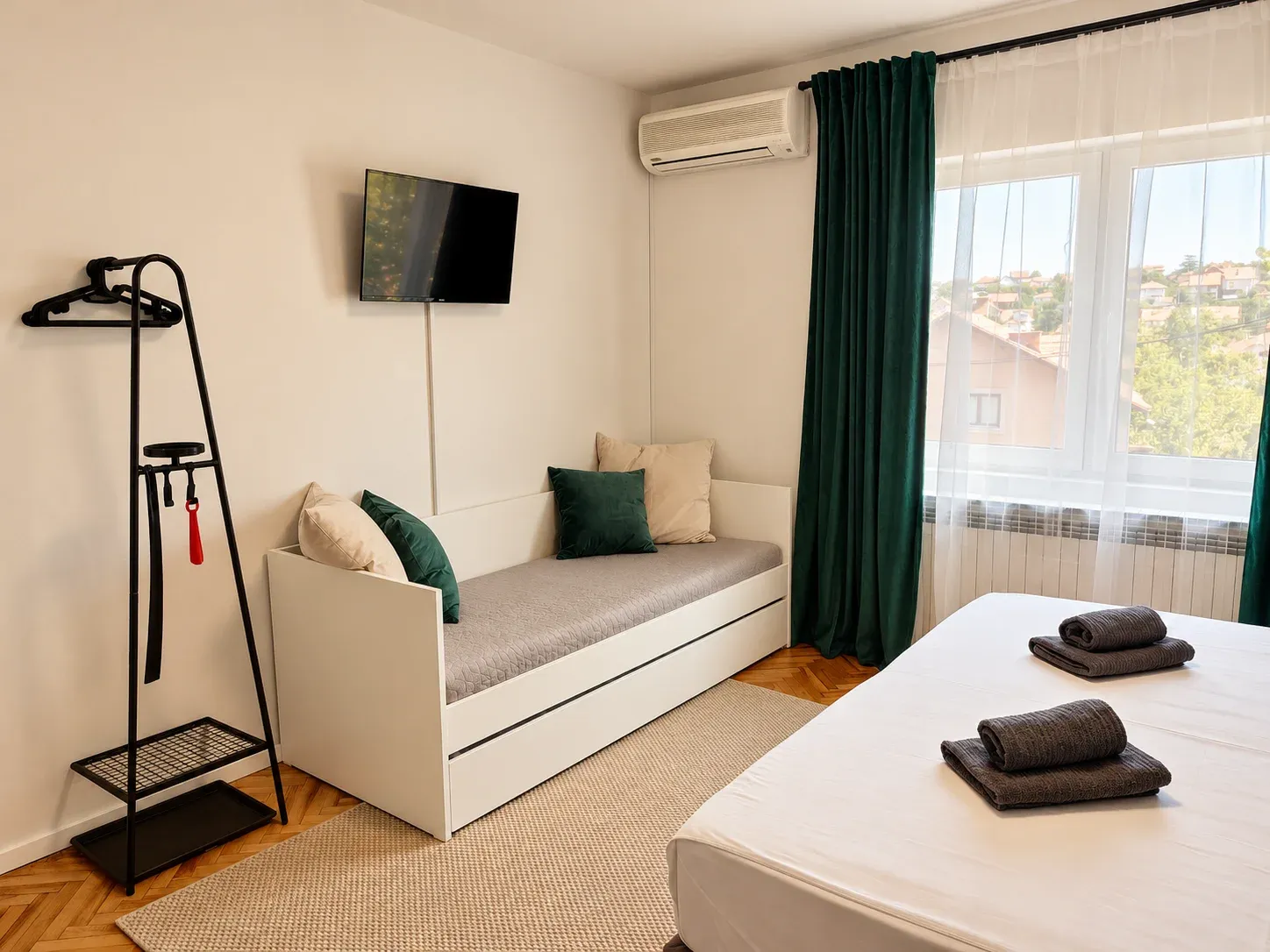Vista Rooms